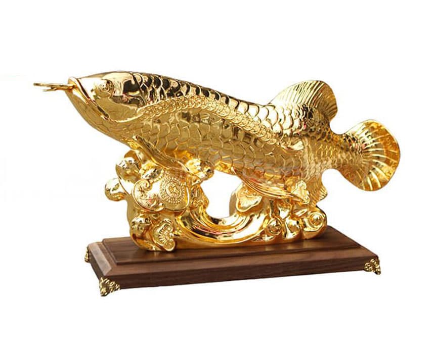 Tượng cá rồng mạ vàng